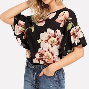 Ruffle Sleeve Floral Blouse Size L